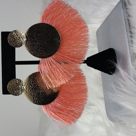 Earrings Hammered Gold Peach Fringe Lightweight Bold Statement Travel Beach Fun - Picture 3 of 3